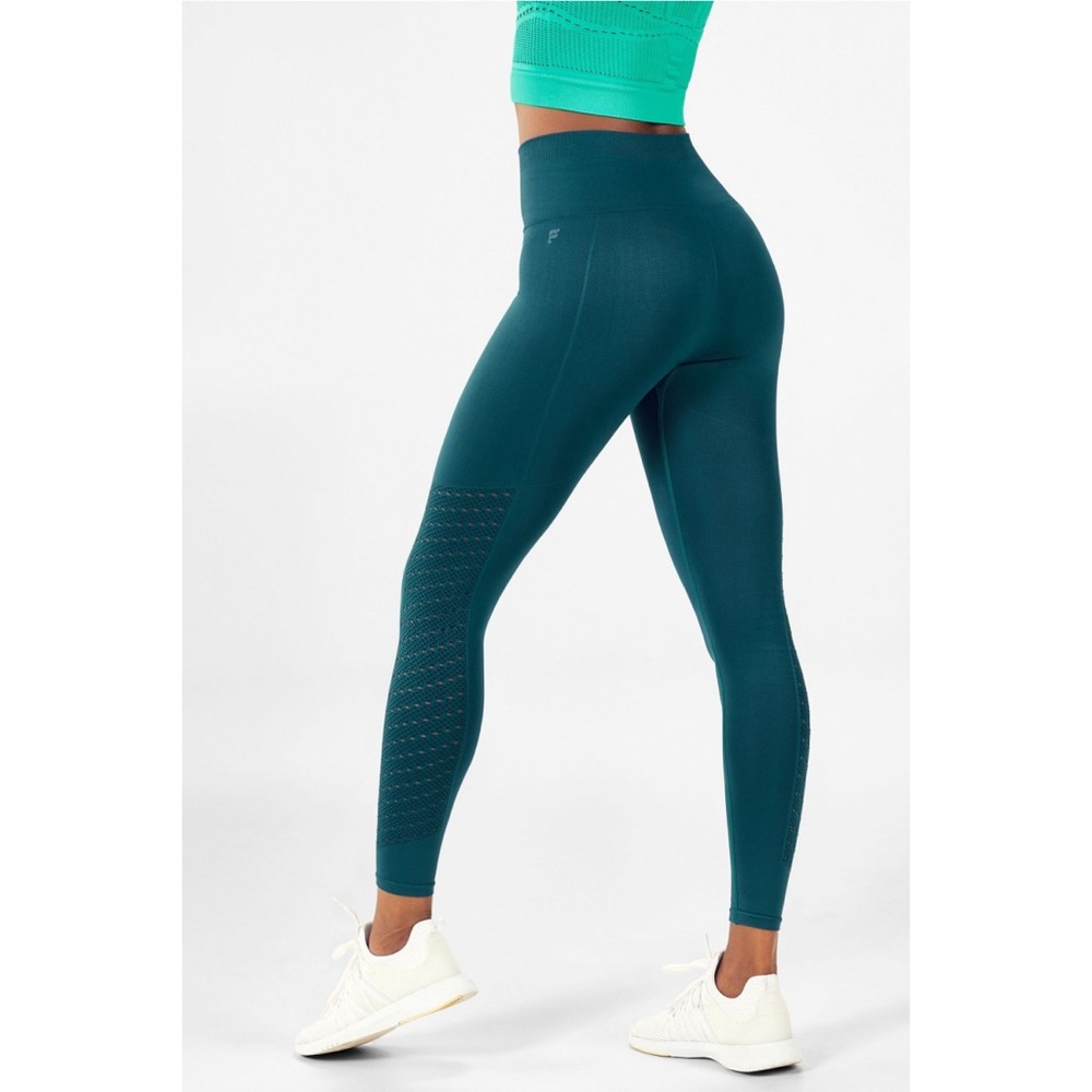 FABLETICS Sync High-Waisted Perforated 7/8 Legging